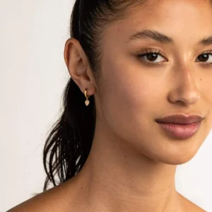 BRUNA The Label Amore Mini Hoops^ Ohrringe Mit Anhänger
