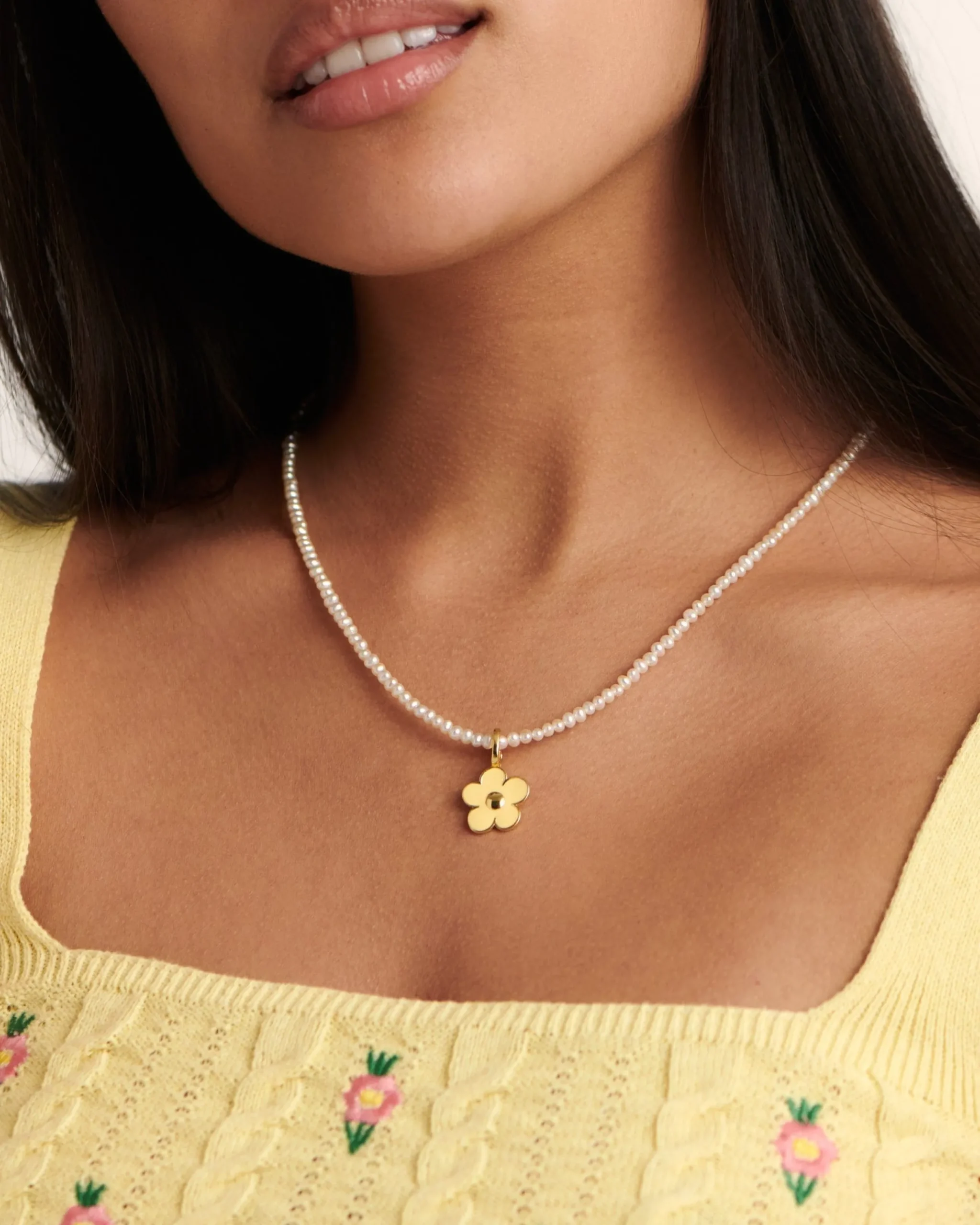 fleur_charm_buttermilk_2.webp BRUNA The Label Fleur Charm Buttermilk^ Kettenanhänger