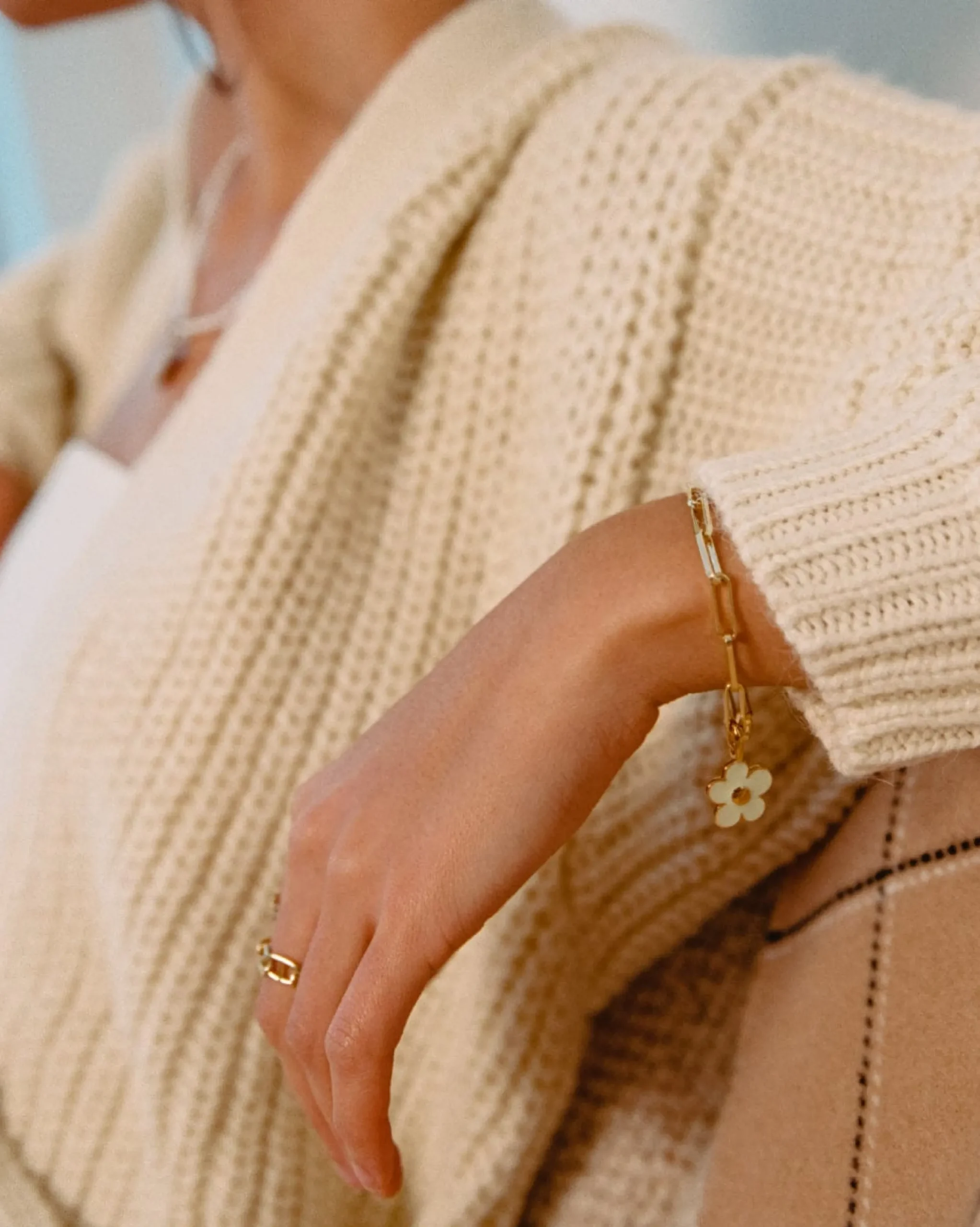 fleur_charm_buttermilk_4.webp BRUNA The Label Fleur Charm Buttermilk^ Kettenanhänger