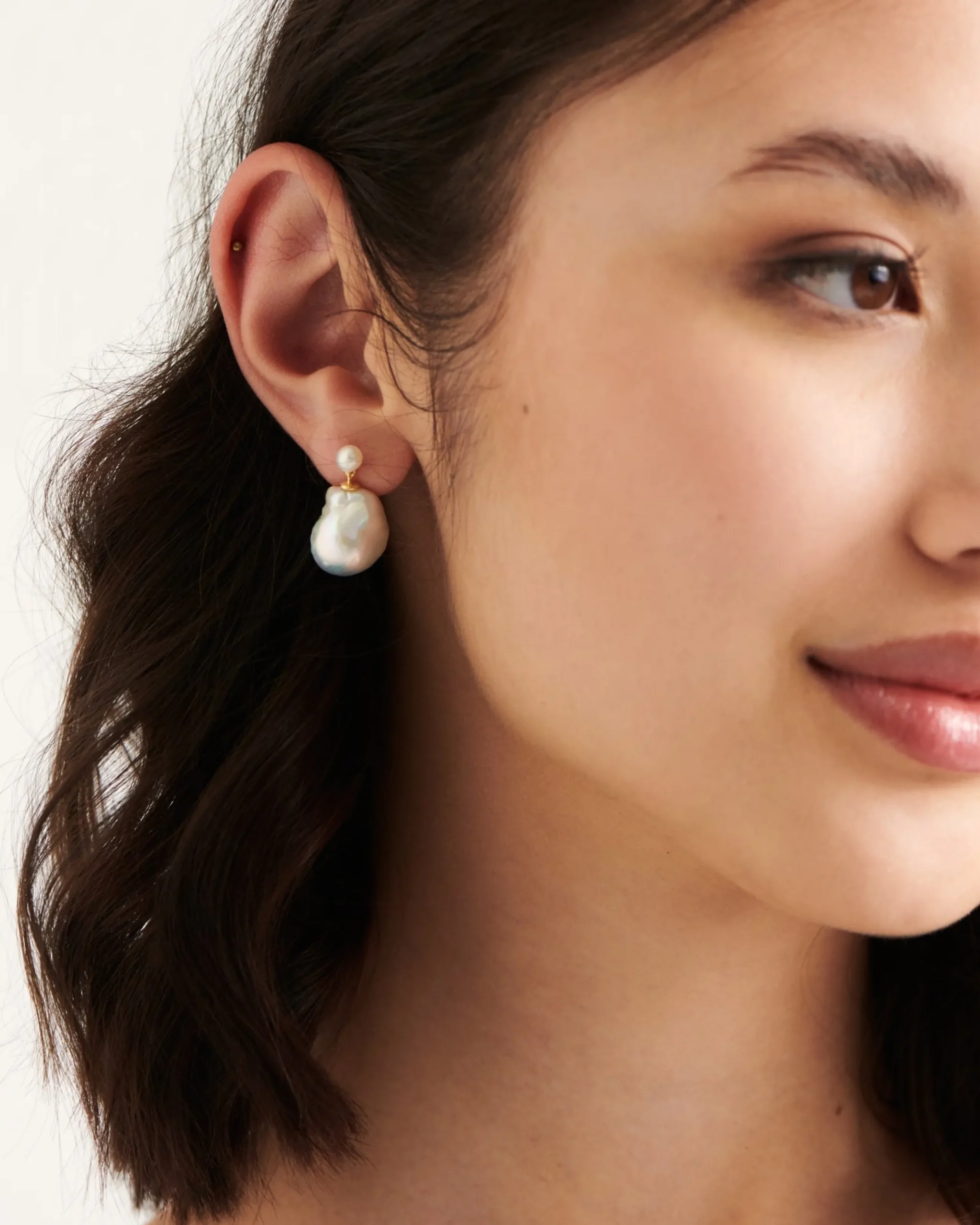 genova_earrings_2.webp BRUNA The Label Genova Earrings^ Perlen