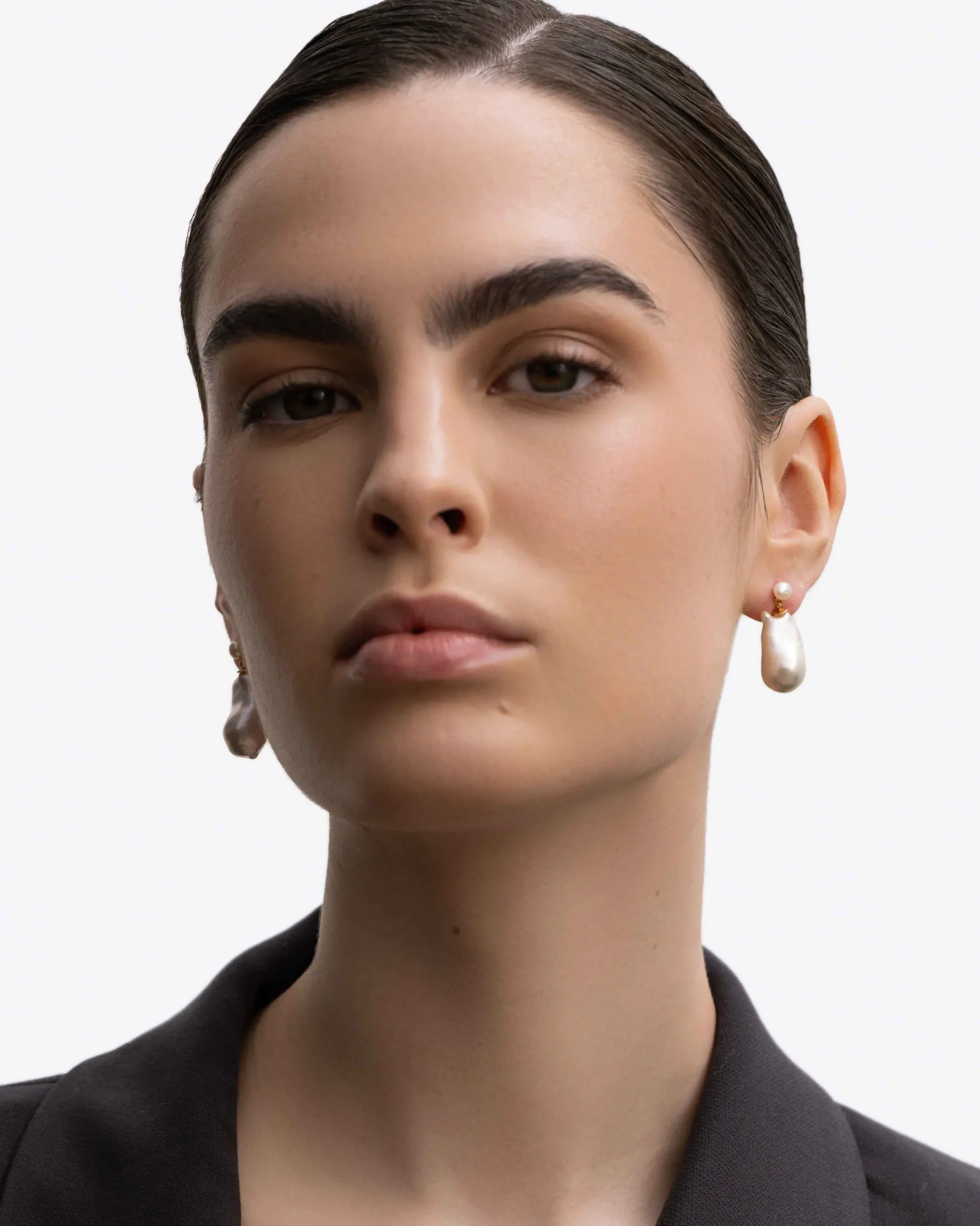 genova_earrings_3.webp BRUNA The Label Genova Earrings^ Perlen