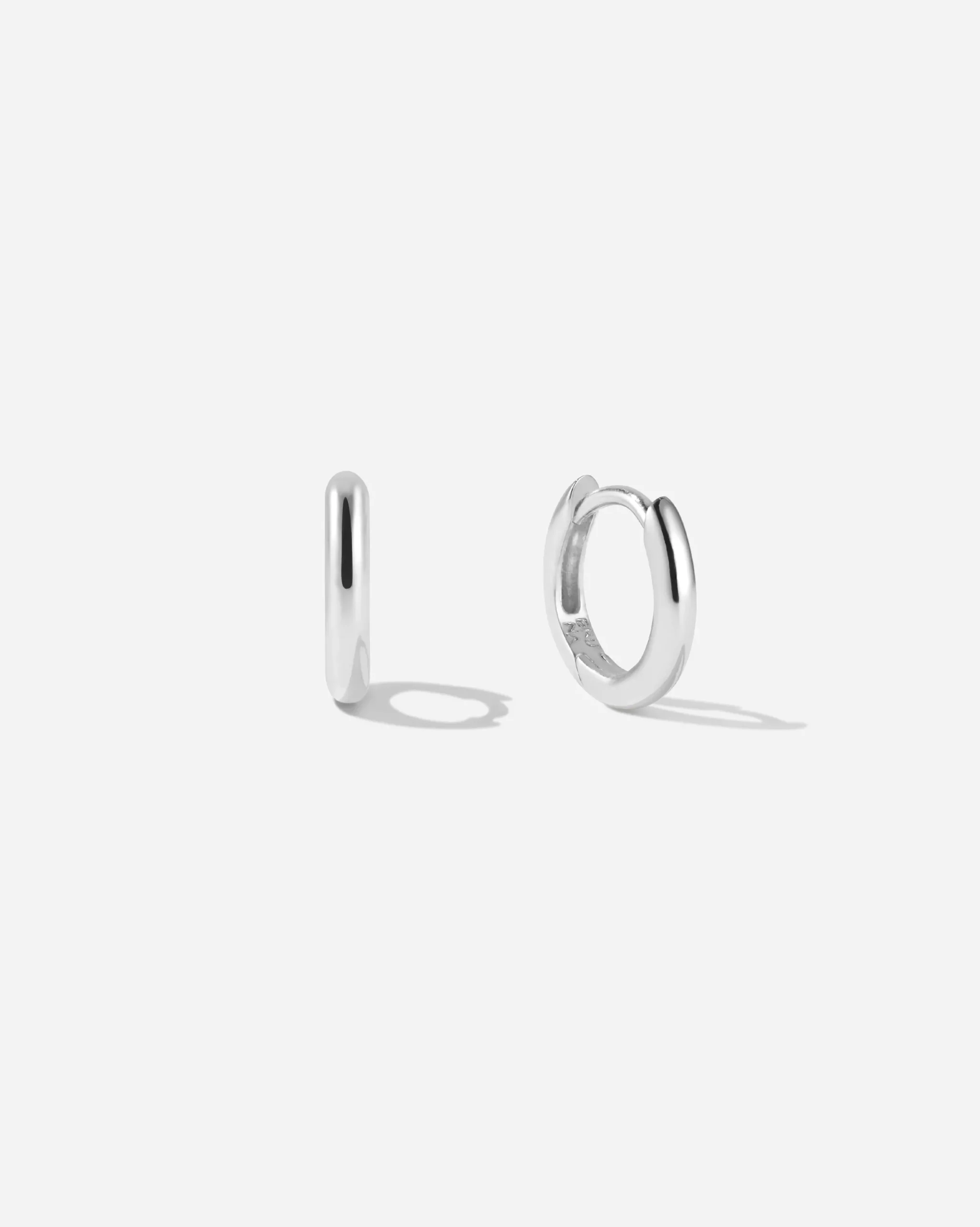 isola_small_hoops_5.webp BRUNA The Label Isola Small Hoops^ Creolen