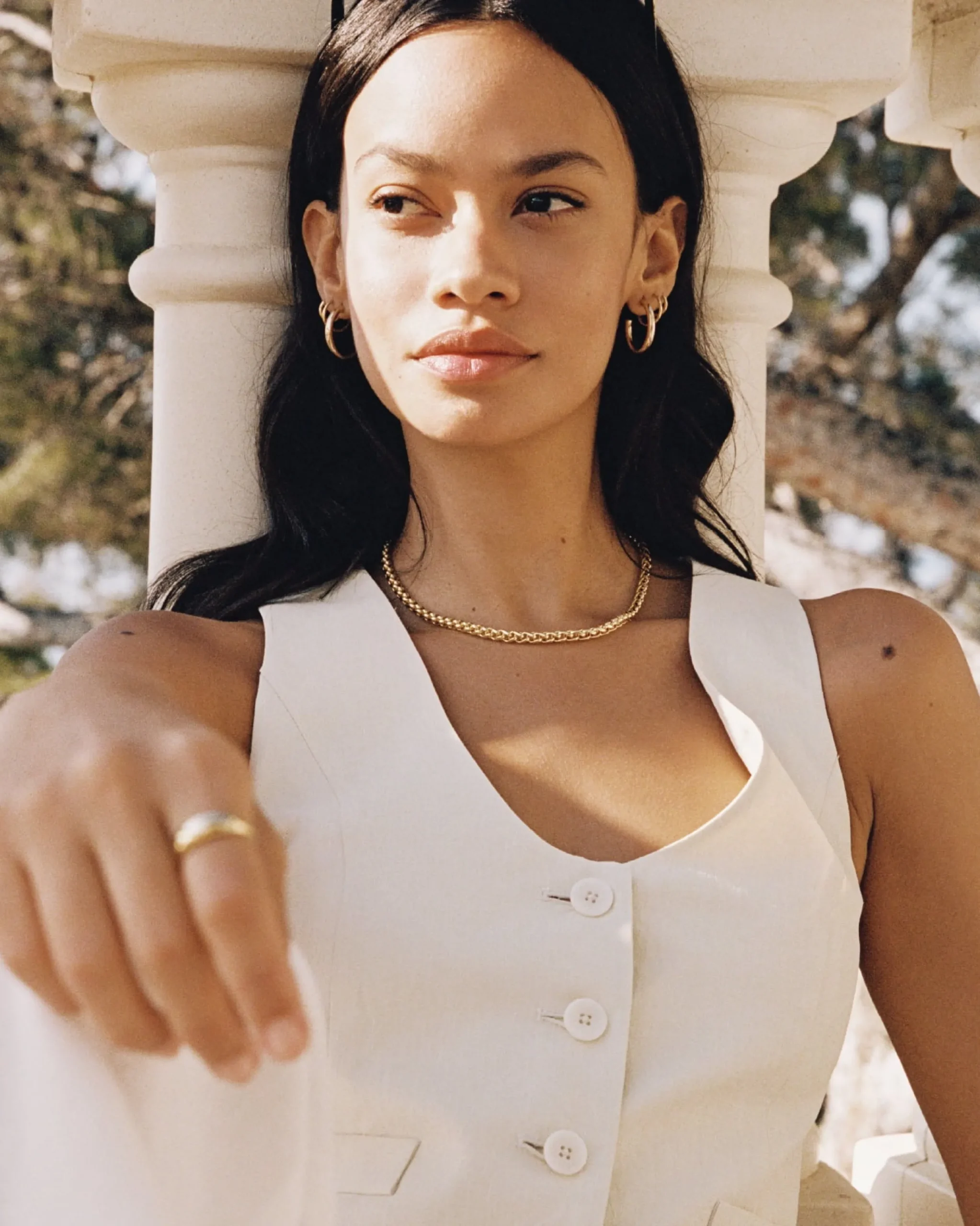 mimosa_medium_hoops_4.webp BRUNA The Label Mimosa Medium Hoops^ Creolen