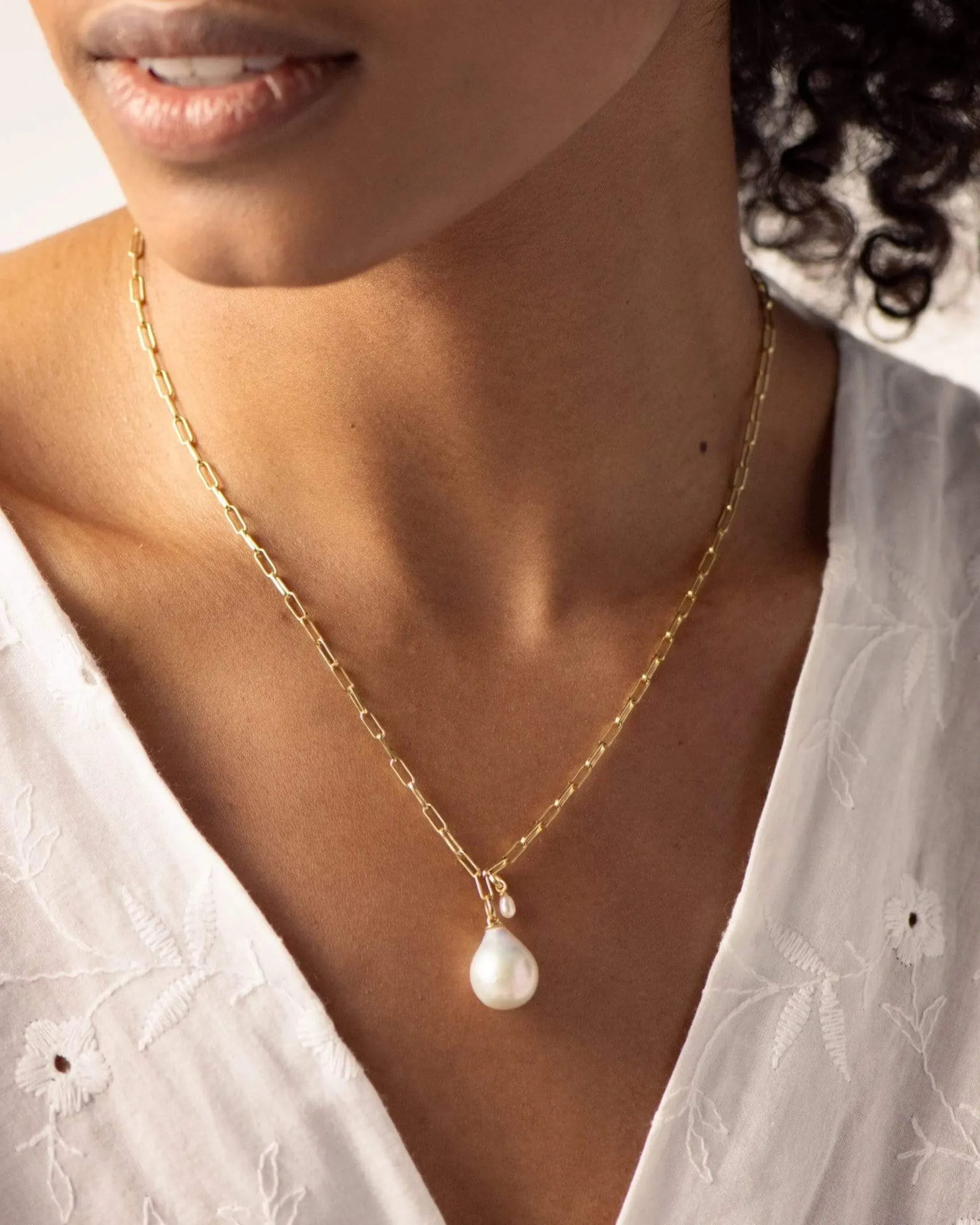 montpellier_necklace_1.webp BRUNA The Label Montpellier Necklace^ Charms | Perlen