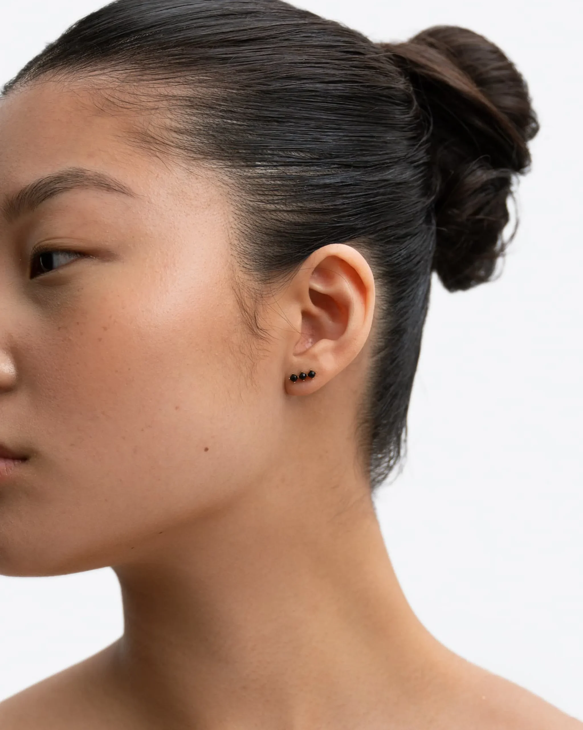 rochelle_onyx_earrings_3.webp BRUNA The Label Rochelle Onyx Earrings^ Studs