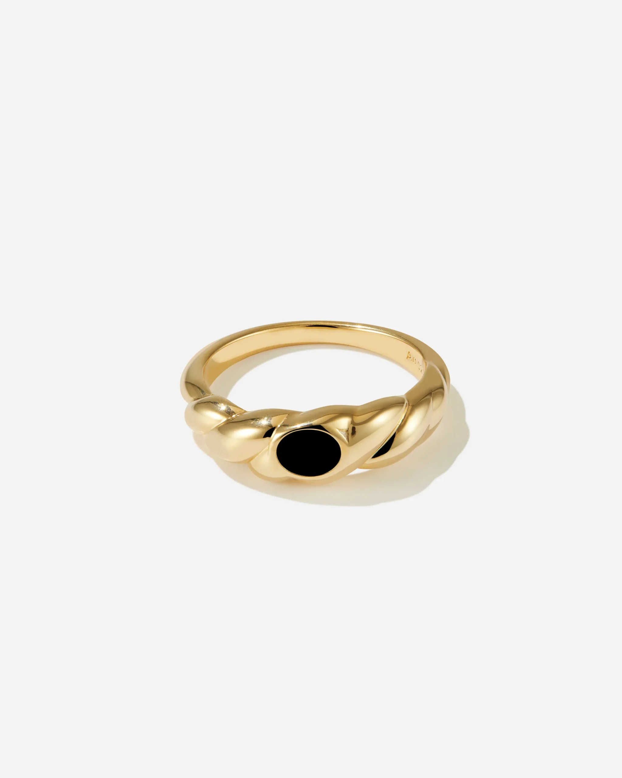 roussillon_onyx_ring_0.webp BRUNA The Label Roussillon Onyx Ring^ Verlobung | Edelsteine