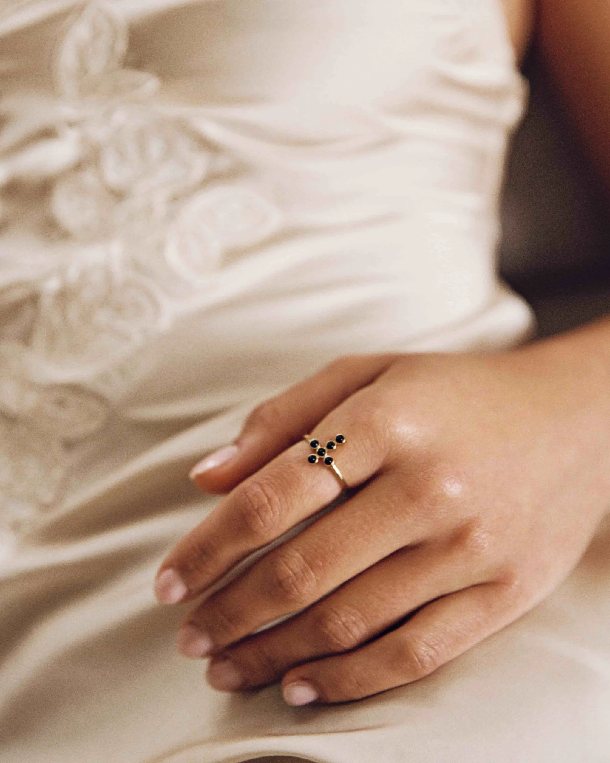 saintsavin_onyx_ring_3.webp BRUNA The Label Saint-Savin Onyx Ring^ Edelsteine | Filigran