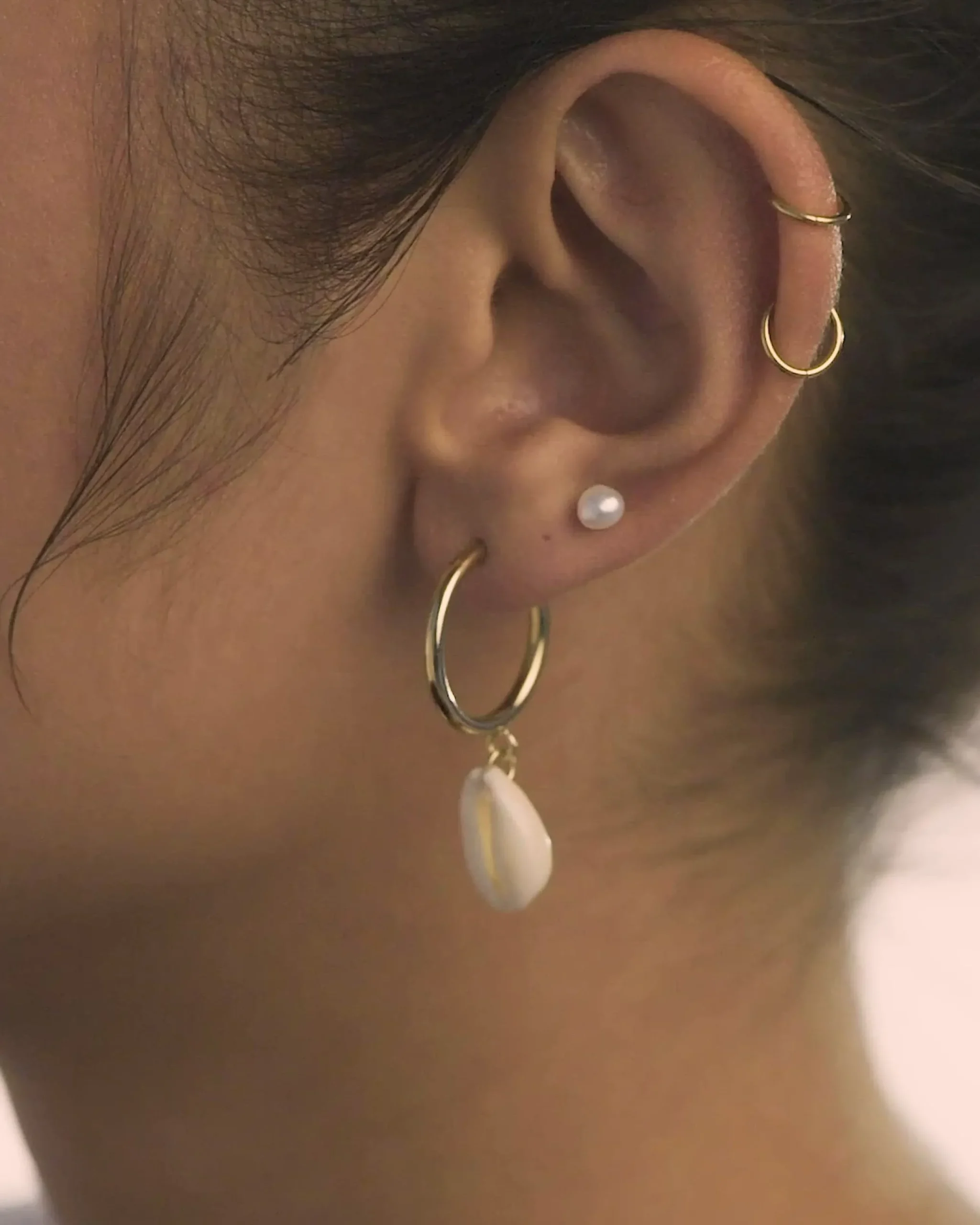 tahiti_k_gold_studs_5.webp BRUNA The Label Tahiti 14k Gold Studs^ Studs | Perlen
